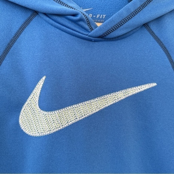 Nike Therma-Fit fleece hoodie with kangaroo pocket, raglan cut - Picture 4 of 12